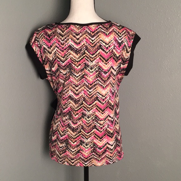 Blouse with tie waist - Picture 2 of 7